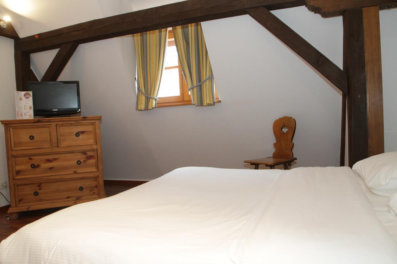 Auberge Du Rempart 埃圭斯海姆 外观 照片